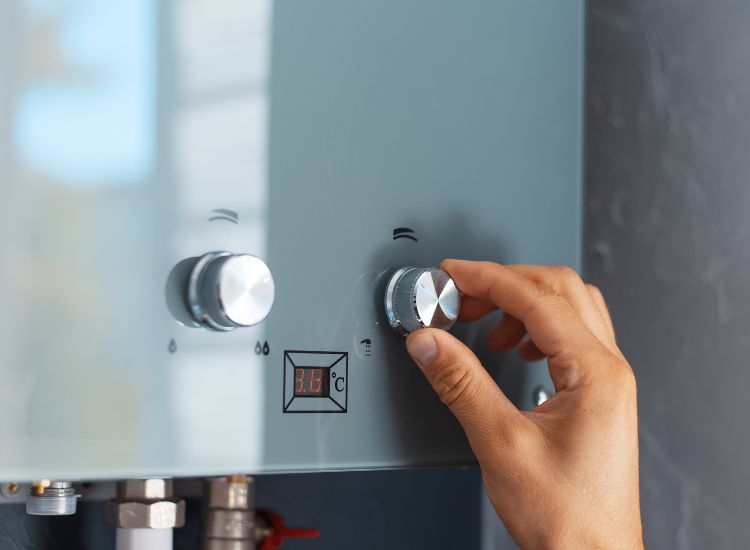 Factors to Consider When Selecting a Water Heater for Your Houston Home